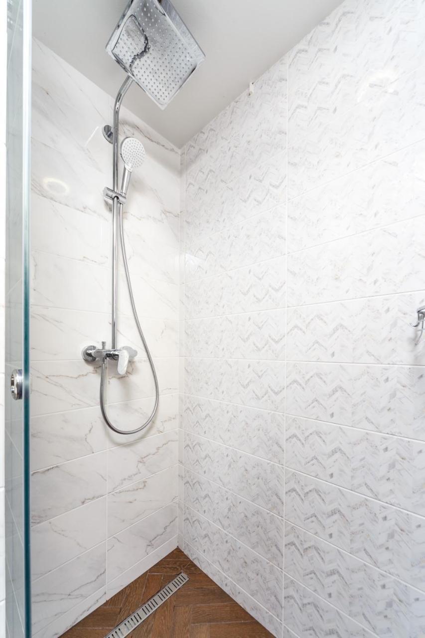 Green Apartment Lviv Dış mekan fotoğraf